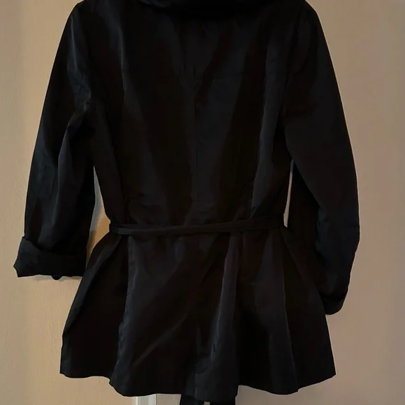 Ellen Tracy Black Belted Techno Short Trench Coat - Picture 3 of 3